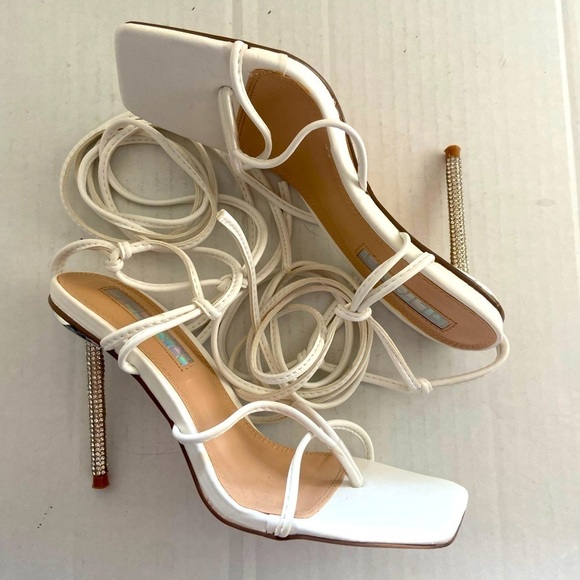 Liliana women's 6 lace up criss cross rhinestone heel formal heels EUC - Picture 1 of 6